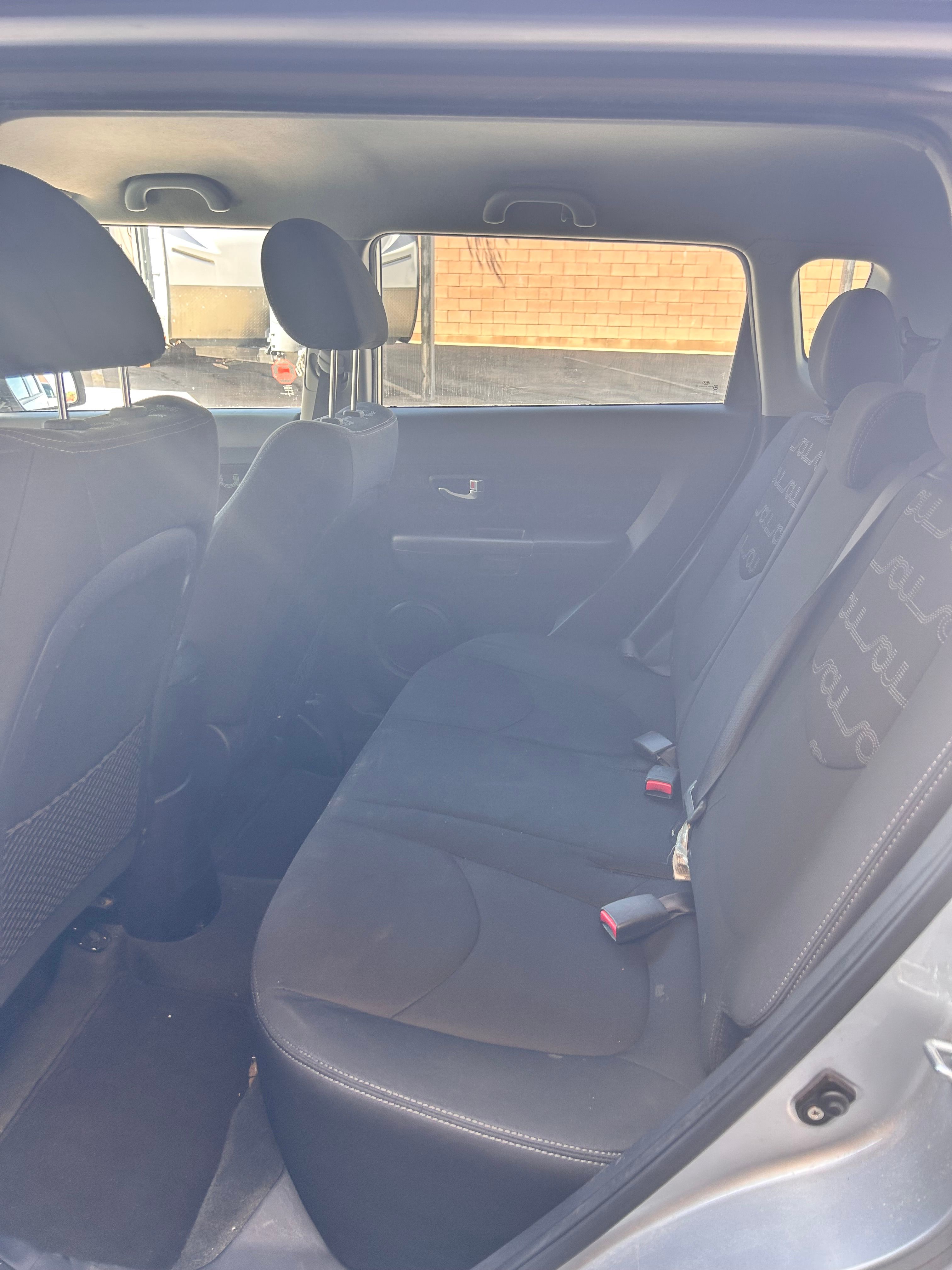 Used 2012 Kia Soul + FWD image 13