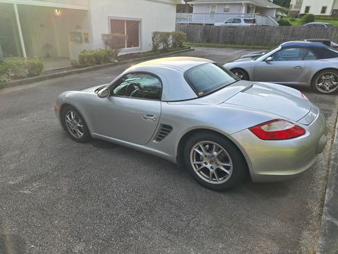 Used 2005 Porsche Boxster image 24