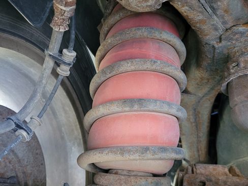 Used 2012 RAM 1500 Laramie w/ Protection Group image 13