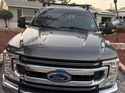 Used 2020 Ford F250 XL w/ STX Appearance Package image 5