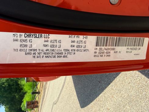 Used 2009 Dodge Challenger SRT8 w/ SRT Option Group II RWD image 9