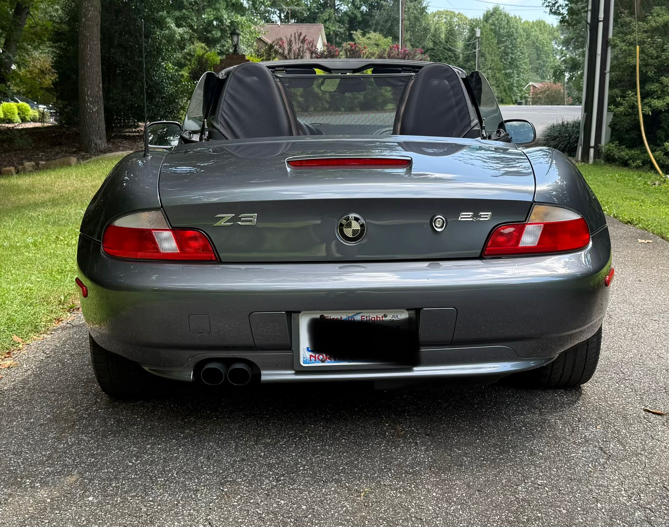 Used 2000 BMW Z3 2.5i RWD image 16