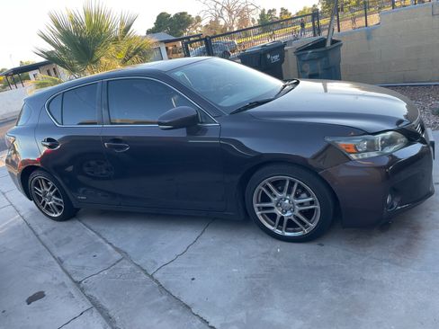 Used 2011 Lexus CT 200h image 5