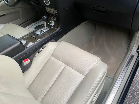 Used 2004 INFINITI M45 w/ Technology Pkg image 12