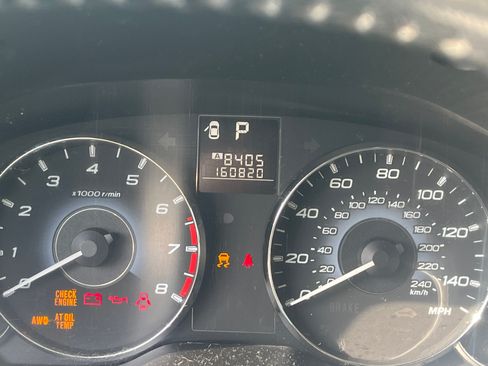 Used 2010 Subaru Outback 2.5i Premium image 7