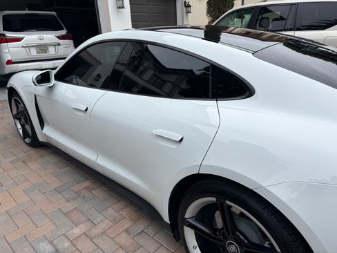 Used 2021 Porsche Taycan Sedan 4D image 8