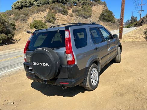 Used 2005 Honda CR-V EX image 5