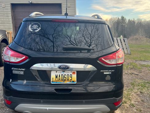 Used 2014 Ford Escape Titanium AWD/4WD image 4