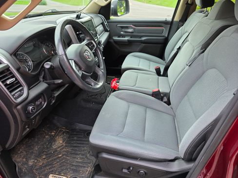 Used 2019 RAM 1500 Big Horn AWD/4WD image 12