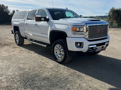 Used 2017 GMC Sierra 2500 Denali w/ Duramax Plus Package