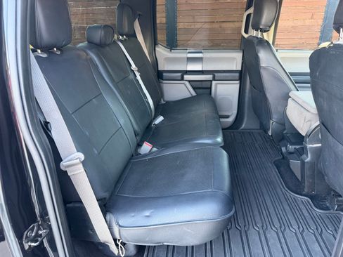 Used 2018 Ford F150 XLT w/ Equipment Group 301A Mid AWD/4WD image 10