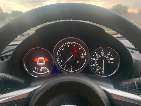 Used 2018 MAZDA MX-5 Miata RF Grand Touring image 13