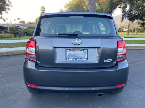 Used 2010 Scion xD FWD image 4