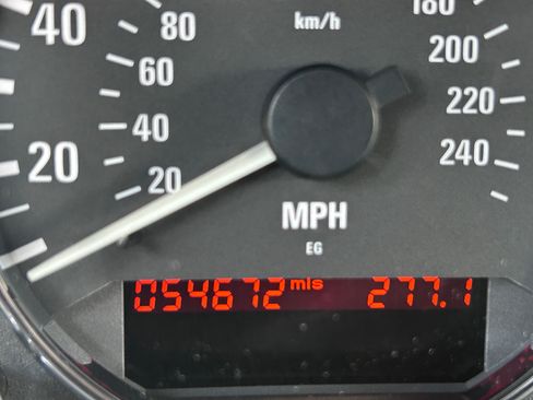 Used 2002 BMW Z3 2.5i RWD image 10