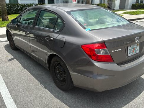 Used 2012 Honda Civic LX image 5