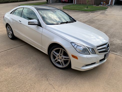 Used 2011 Mercedes-Benz E 350 Coupe image 11
