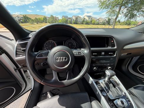 Used 2017 Audi Q5 2.0T Premium Plus w/ Technology Package AWD/4WD image 8