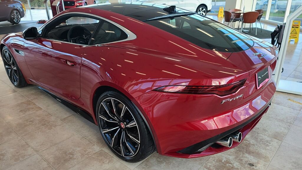 Used 2021 Jaguar F-TYPE R AWD/4WD image 9