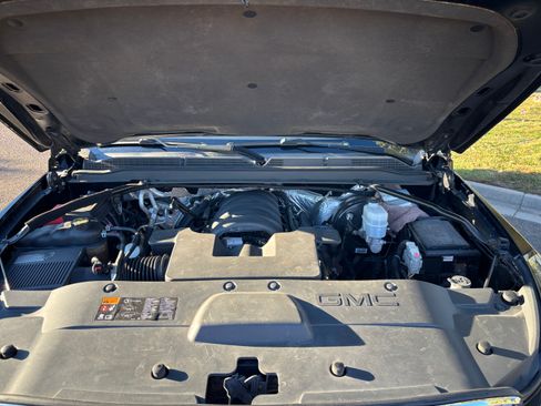 Used 2015 GMC Yukon XL Denali w/ Touring Package image 26