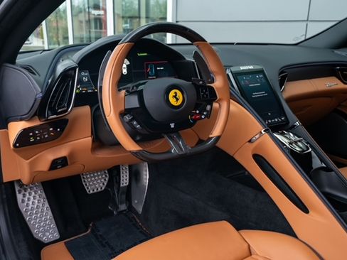 Used 2023 Ferrari Roma image 17