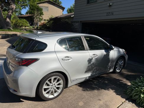 Used 2012 Lexus CT 200h Premium w/ Premium Audio Pkg image 5