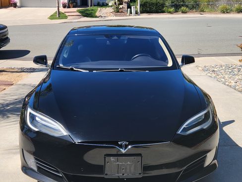 Used 2016 Tesla Model S 75D image 2