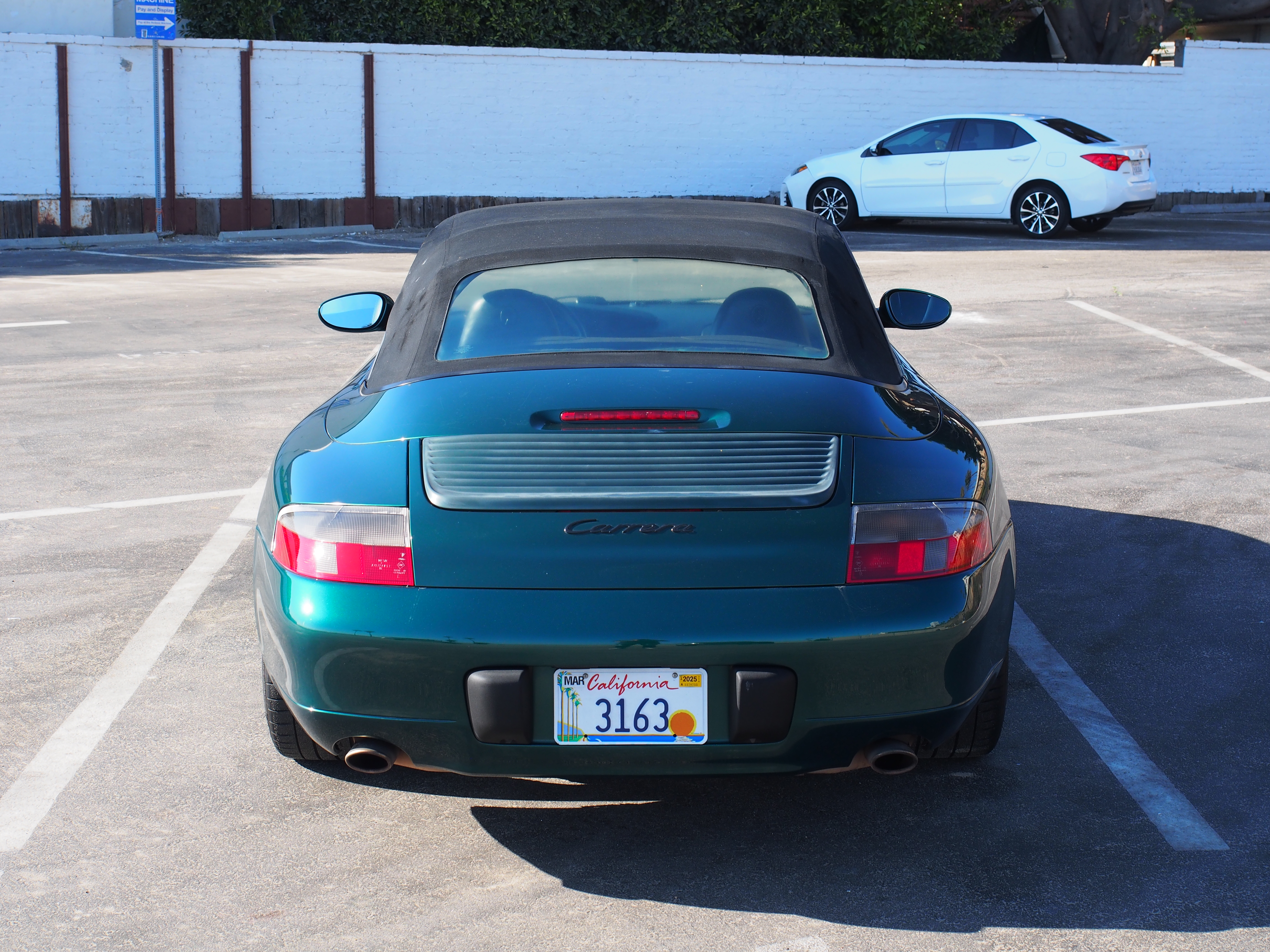 Used 2001 Porsche 911 Cabriolet image 8
