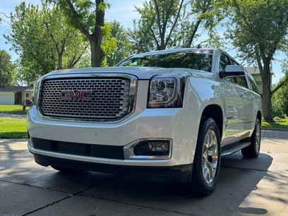 Used 2015 GMC Yukon XL SLT w/ Open Road Package