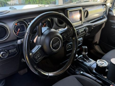 Used 2021 Jeep Wrangler Unlimited Sport AWD/4WD image 4