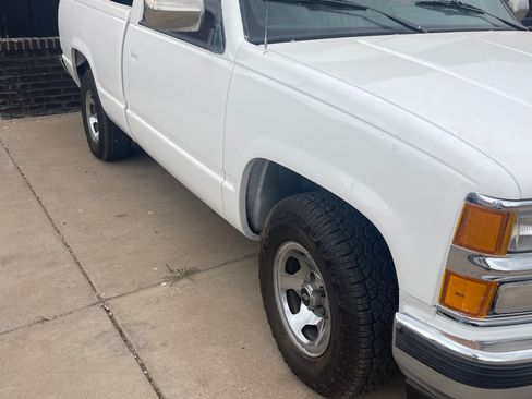 Used 1994 Chevrolet Silverado 1500 2WD Regular Cab image 6
