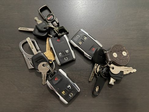 Used 2016 GMC Canyon SLT w/ Driver Alert Package image 20