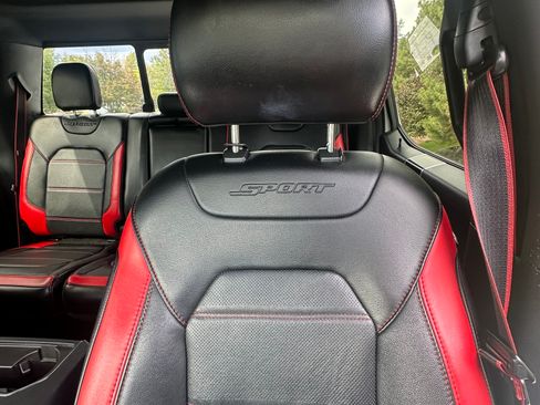 Used 2019 Ford F150 Lariat AWD/4WD image 9