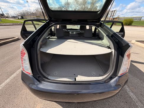 Used 2013 Toyota Prius Three image 21