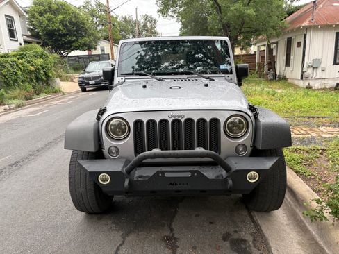Used 2016 Jeep Wrangler Unlimited Sport w/ Quick Order Package 24S AWD/4WD image 18