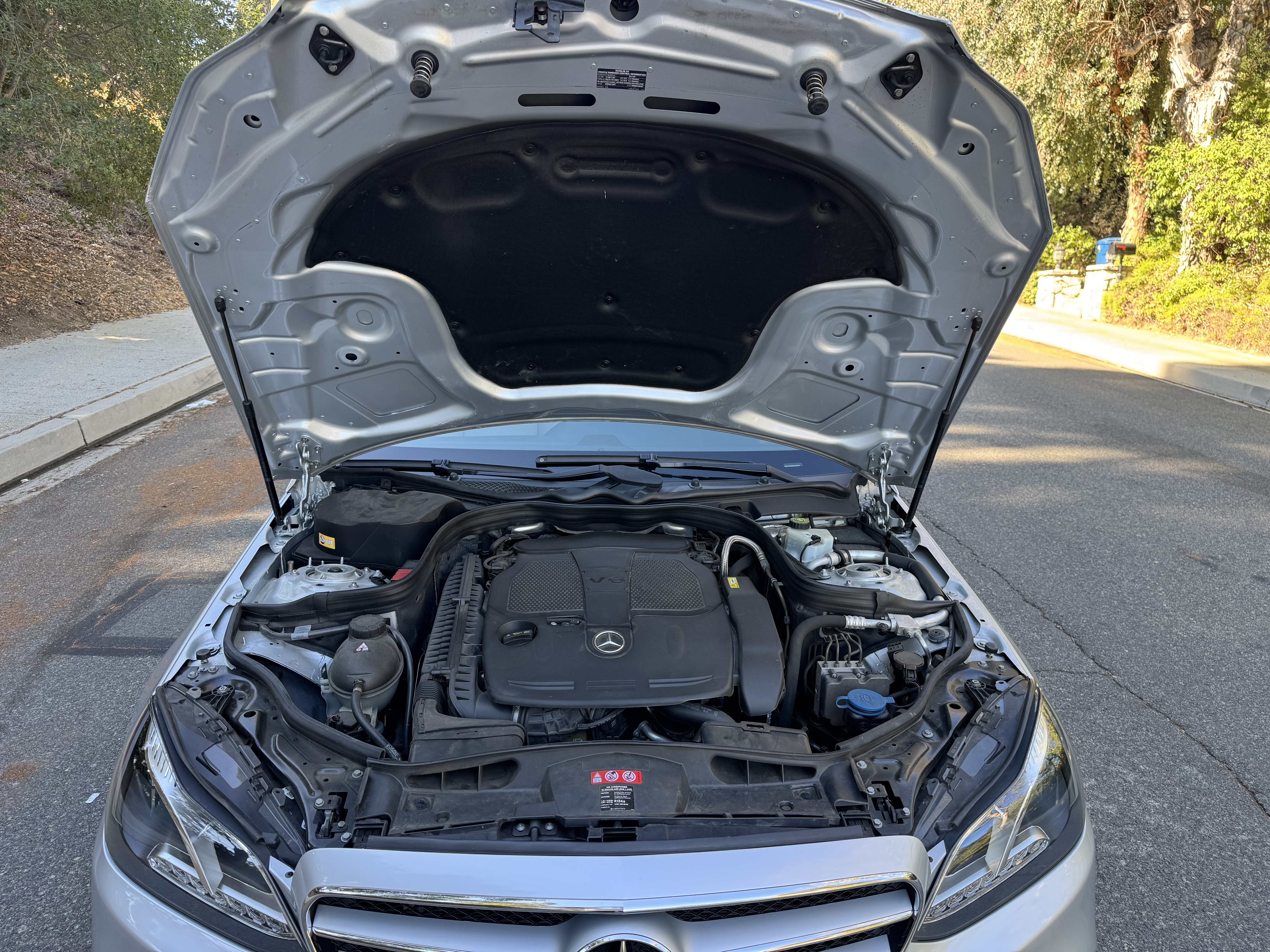 Used 2014 Mercedes-Benz E 350 Sedan image 26