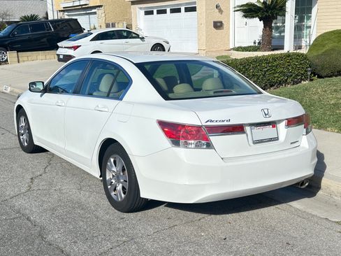 Used 2012 Honda Accord SE image 2