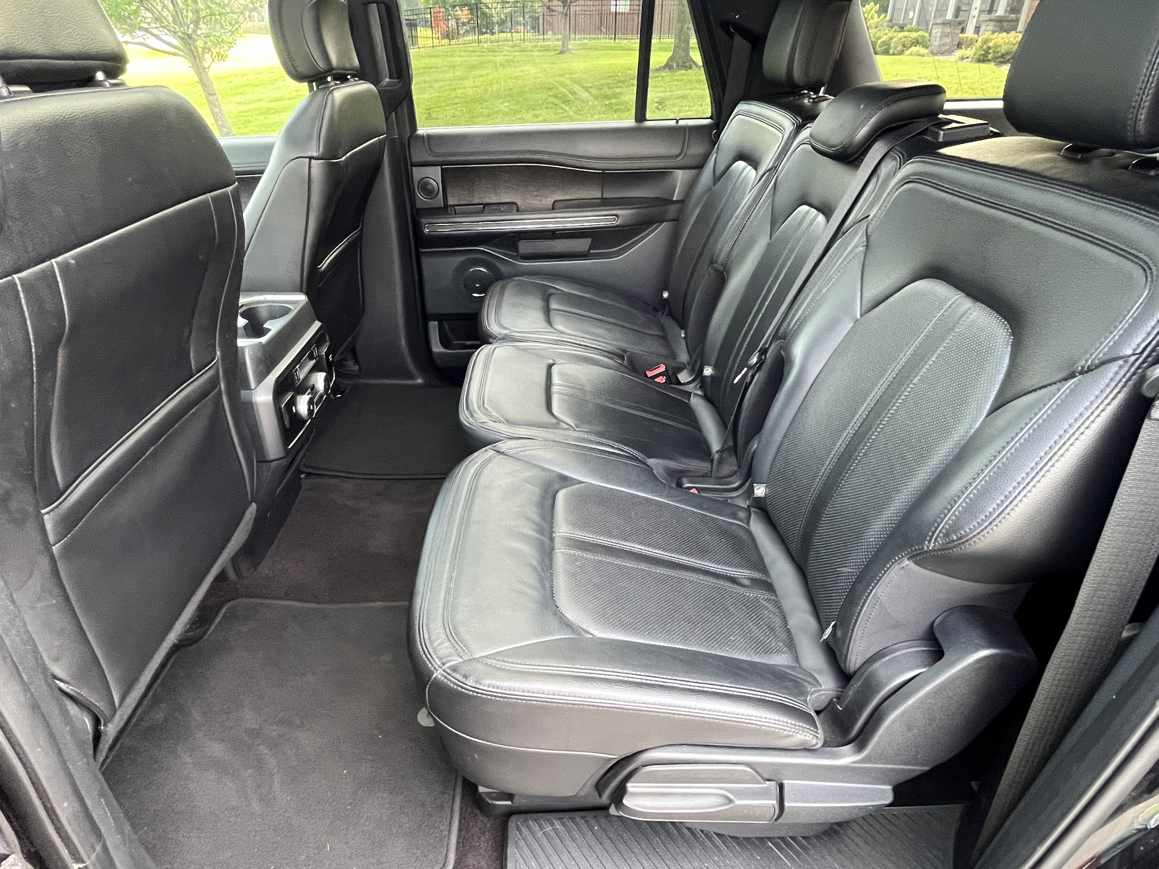 Used 2020 Ford Expedition Max Limited RWD image 19