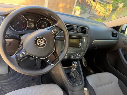 Used 2017 Volkswagen Jetta S FWD image 12
