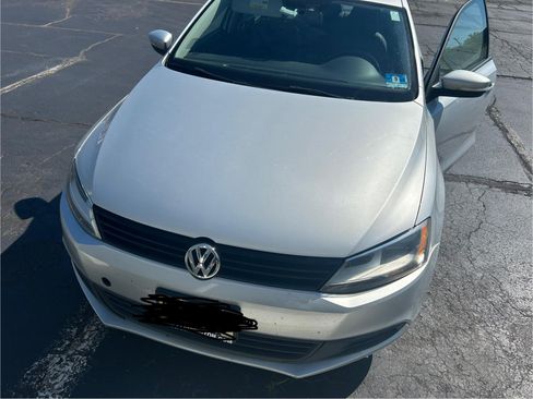 Used 2012 Volkswagen Jetta SE FWD image 6