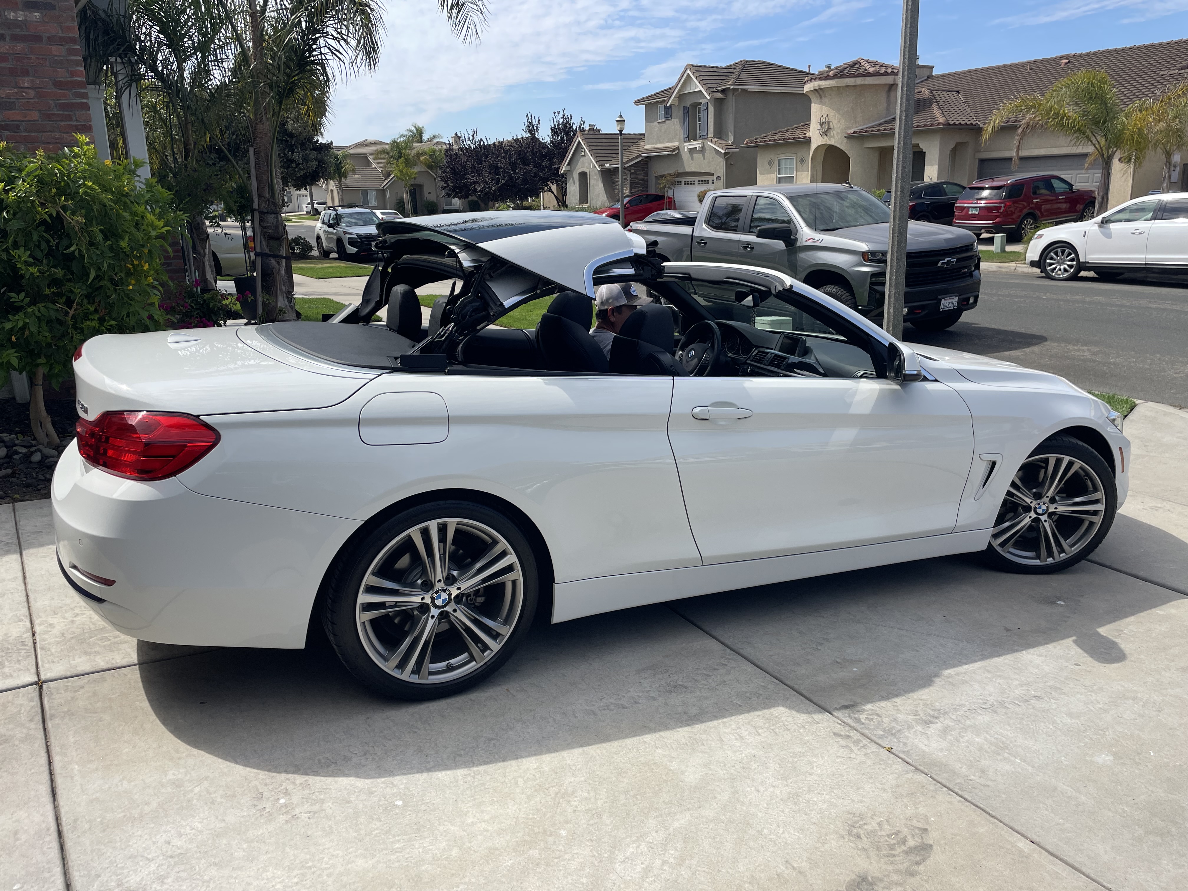 Used 2017 BMW 430i Convertible RWD image 10
