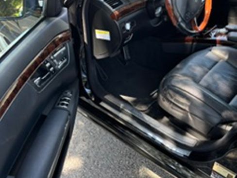 Used 2013 Mercedes-Benz S 550 image 16