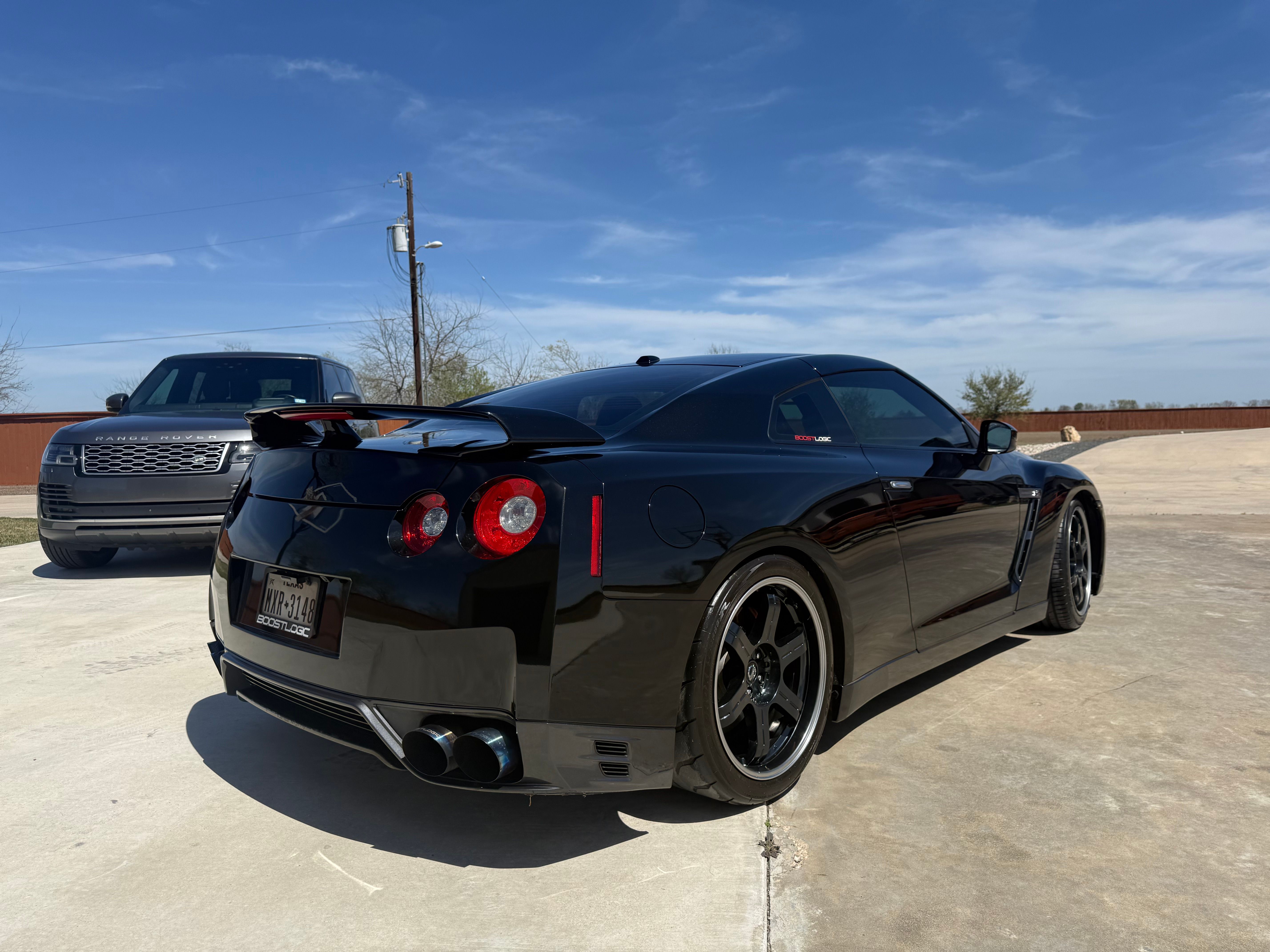 Used 2012 Nissan GT-R Black Edition AWD/4WD image 12