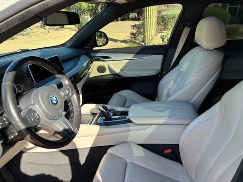 Used 2019 BMW X6 xDrive35i w/ M Sport Package image 8