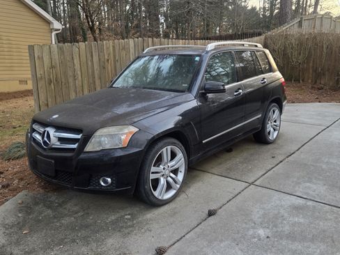Used 2012 Mercedes-Benz GLK 350 4MATIC image 2