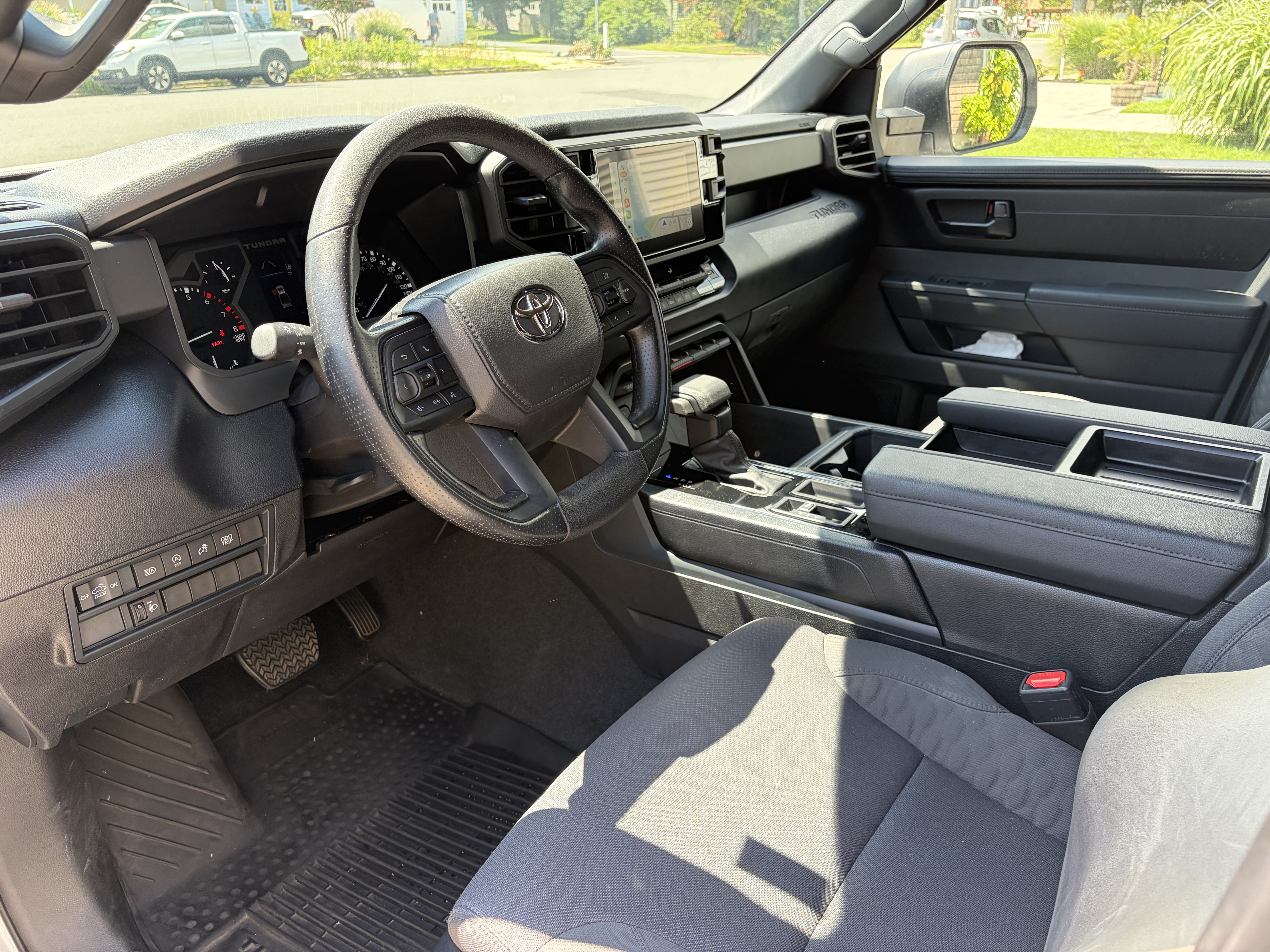 Used 2025 Toyota Tundra SR AWD/4WD image 6