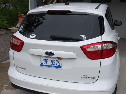 Used 2015 Ford C-MAX SE w/ Interior Protection Package image 12