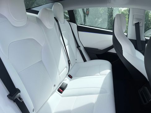 Used 2024 Tesla Model 3 Performance AWD/4WD image 15