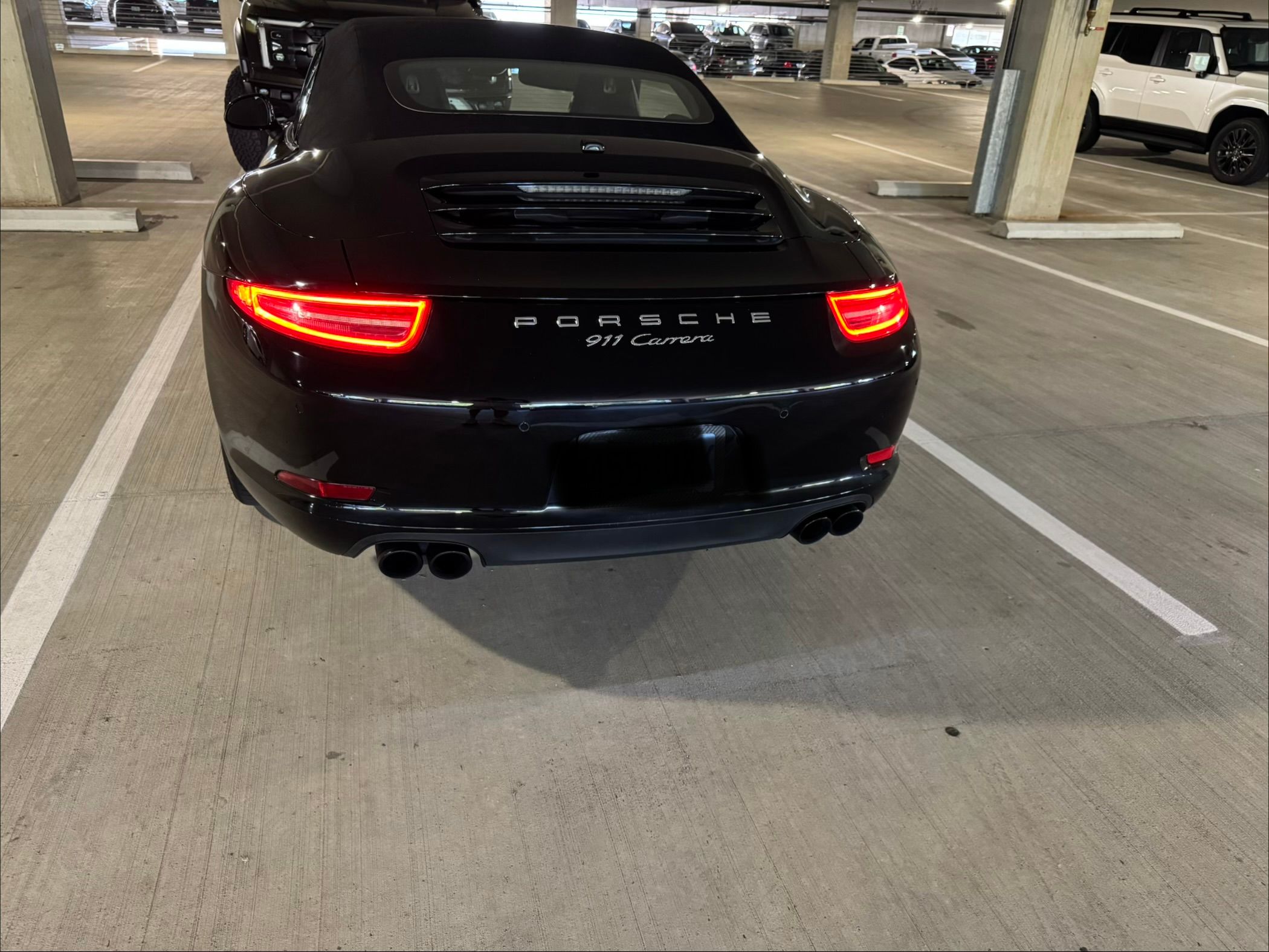 Used 2015 Porsche 911 Carrera image 2