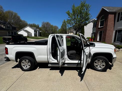 Used 2015 GMC Sierra 1500 SLE AWD/4WD image 4