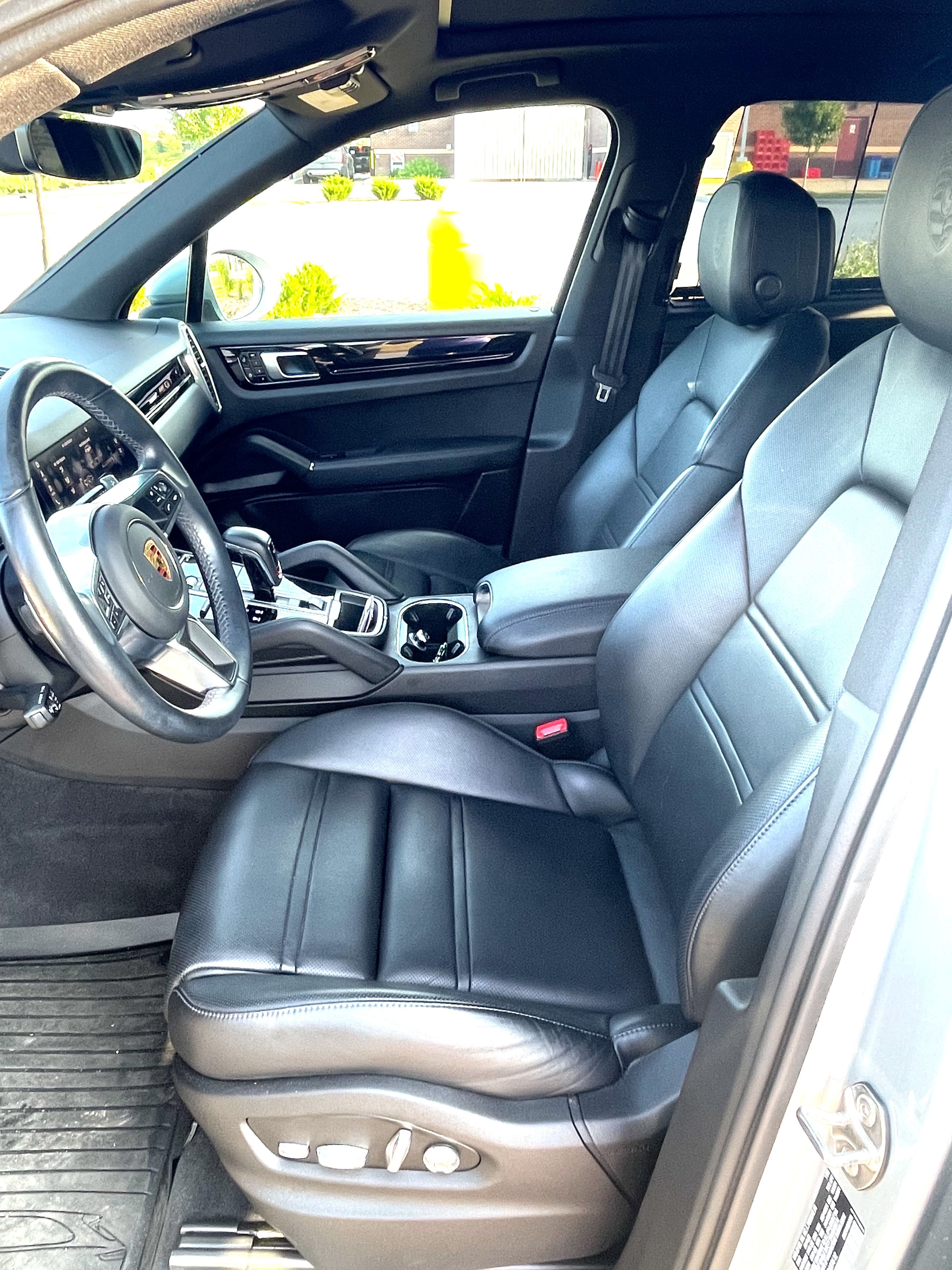 Used 2021 Porsche Cayenne S AWD/4WD image 11